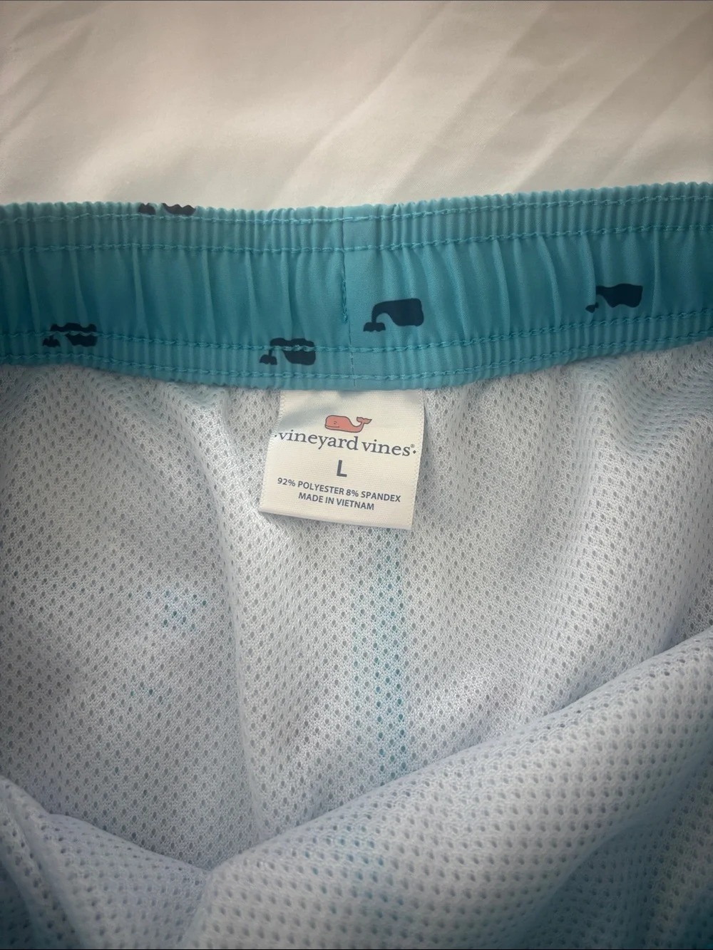 Vineyard Vines Boys Chappy bathing suit - Size Large